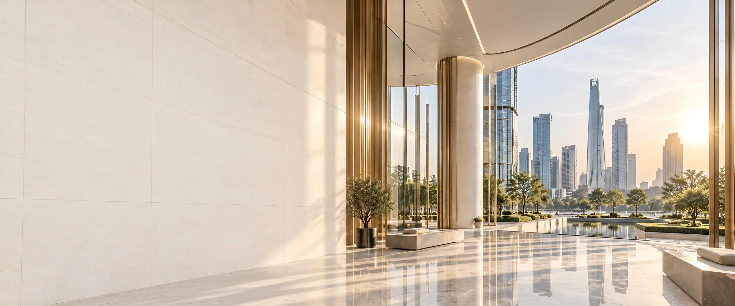 Sảnh Discovery Group nhìn ra skyline thành phố lúc hoàng hôn